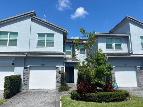 4329 Veleiros Ave, Deerfield Beach, FL, 33064-2081 | Card Image