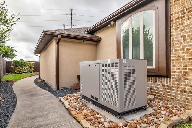 Power and peace of mind come standard with this commercial-grade generator. Engineered for reliability, this powerful system ensures uninterrupted comfort and functionality—keeping lights on, appliances running, and security systems active no matter the weather. | Image 39