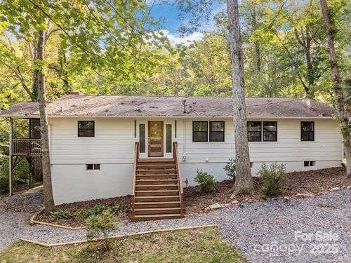 7 Angus Ln, Asheville, NC, 28805-2539 | Card Image