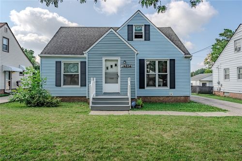14804 Rockside Rd, Maple Heights, OH, 44137-4018 | Card Image