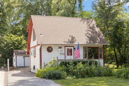 316 W 5th Ave, Naperville, IL, 60563-3071 | Card Image