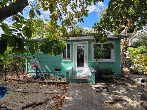238 Sw 1st St, Florida City, FL, 33034-4902 | Card Image