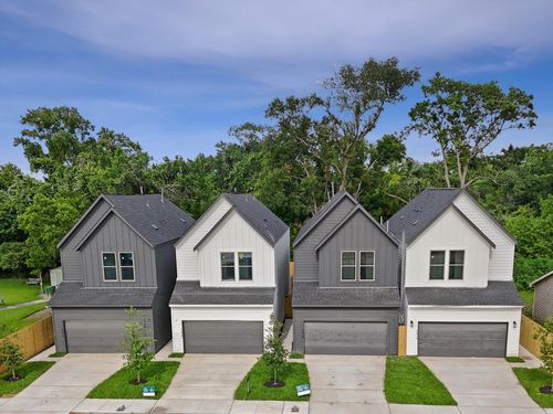 7416 Maxroy St, Houston, TX, 77088-7814 | Card Image