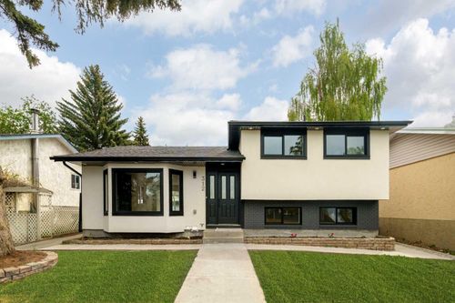 312 Queensland Rd Se, Calgary, AB, T2J3S6 | Card Image