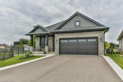 27 Keba Cres, House other with 5 bedrooms, 3 bathrooms and 6 parking in Tillsonburg ON | Image 1