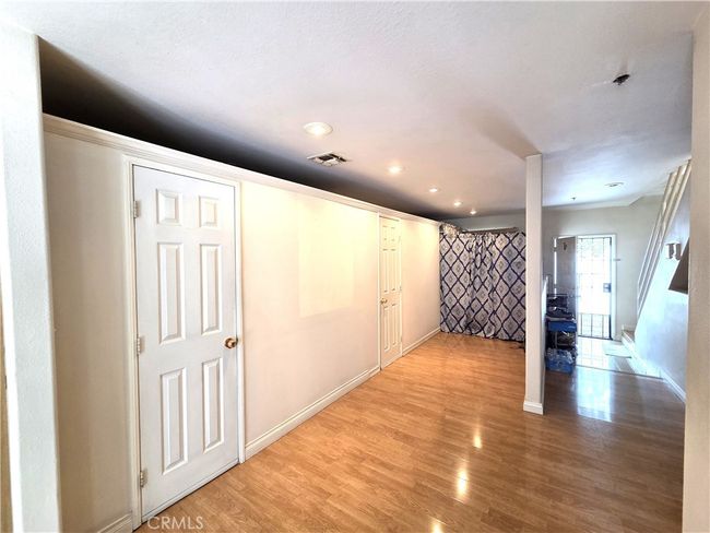 UNIT-3 - 9146 Tobias Ave, Townhouse with 3 bedrooms, 3 bathrooms and 2 parking in Panorama City CA | Image 15
