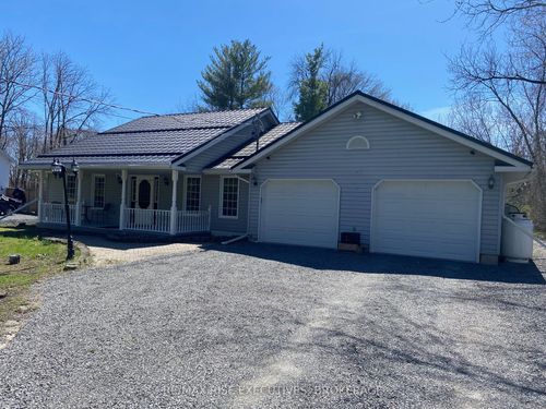 8 New St, Newboro, ON, K0G1P0 | Card Image