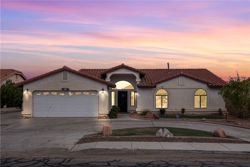 2004 E Hammer Ln, Fort Mohave, AZ, 86426-9286 | Card Image