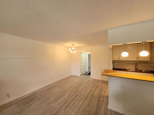 14-14 Salisbury A, West Palm Beach, FL, 33417-1939 | Card Image