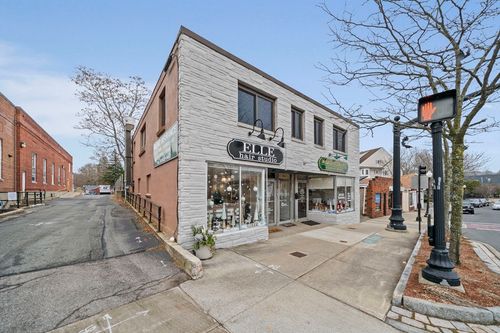 655 Washington St, Canton, MA, 02021-3059 | Card Image