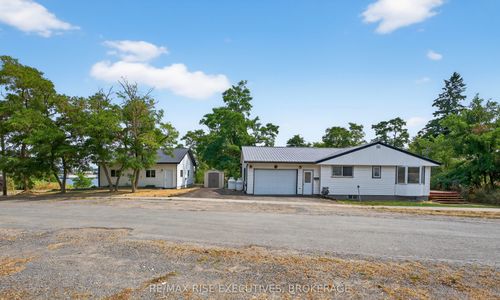 14 Highway 95, Wolfe Island, ON, K0H2Y0 | Card Image