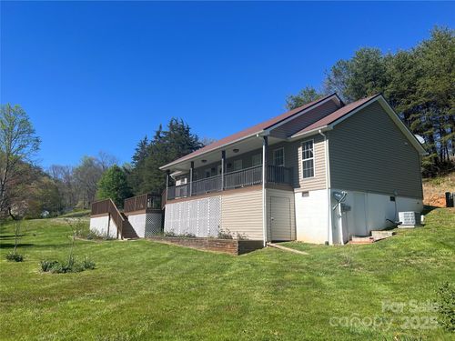 34 Southview Mdws, Whittier, NC, 28789-6500 | Card Image