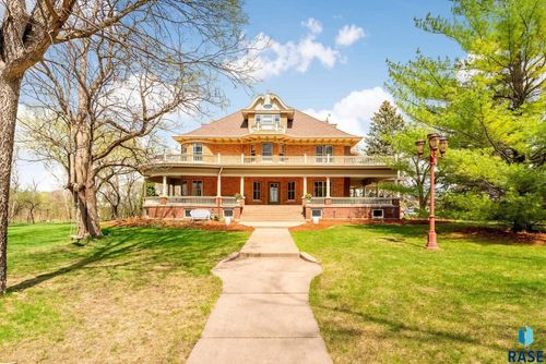 903 N Dakota St, Canton, SD, 57013-1001 | Card Image
