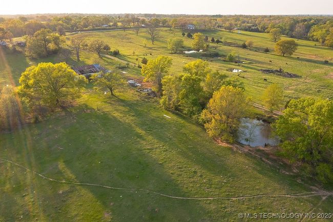 10548 S Highway 109 A, House other with 2 bedrooms, 1 bathrooms and null parking in Lane OK | Image 5
