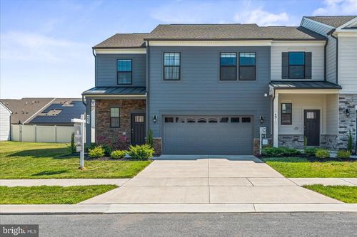 493 Hanson St, FREDERICK, MD, 21701-1252 | Card Image