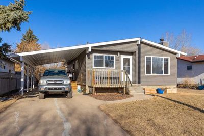 5005 51 St, House detached with 4 bedrooms, 2 bathrooms and 3 parking in Blackfoot AB | Image 3