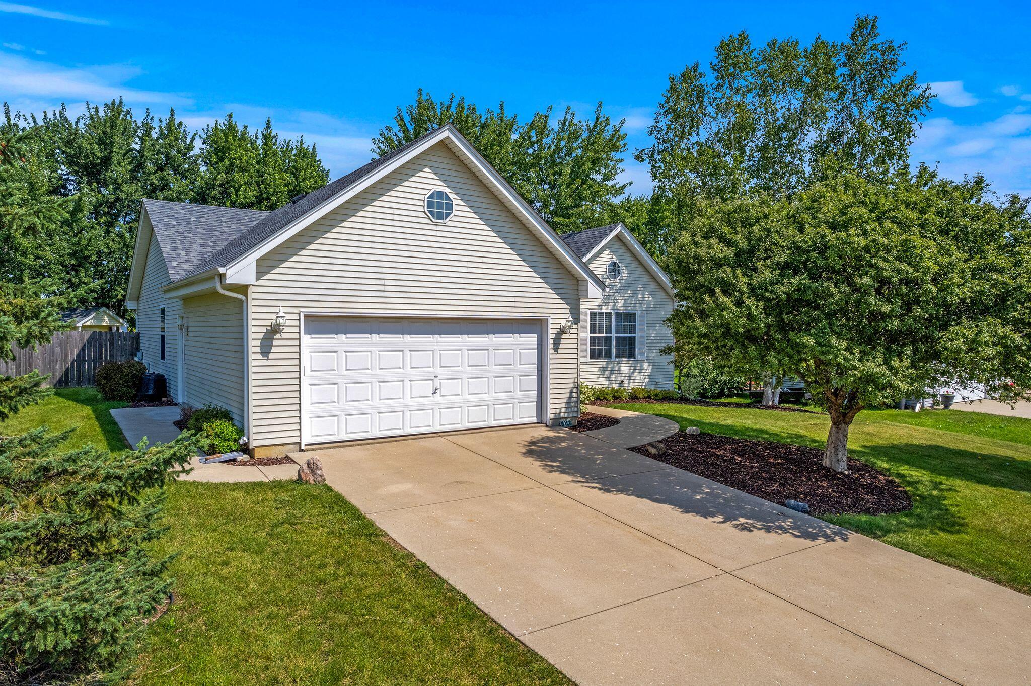 Parkview Dr, Johnson Creek, WI 53038