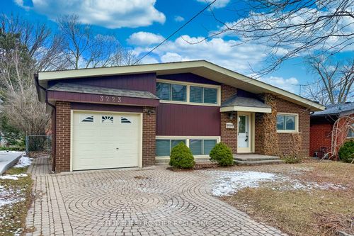 3223 Constitution Boulevard, Mississauga, ON, L4Y2Z1 | Card Image