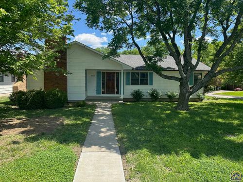 2802 Prairie St, Emporia, KS, 66801-5922 | Card Image