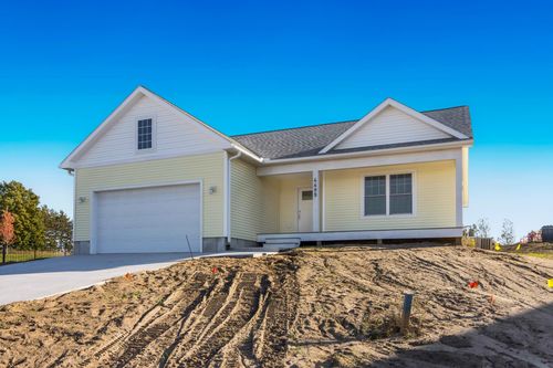 4499 La Marche Cir, Traverse City, MI, 49685-7507 | Card Image