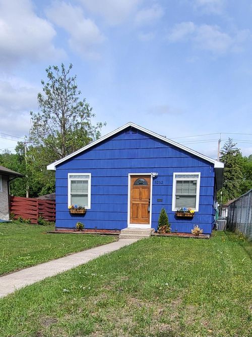 5252 Queen Ave N, Minneapolis, MN, 55430-3363 | Card Image