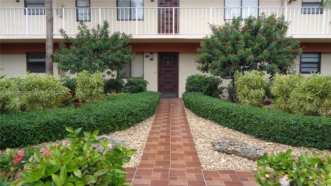 APT-102 - 7380 S Oriole Blvd, Condo with 3 bedrooms, 2 bathrooms and null parking in Delray Beach FL | Image 7