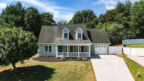931 Battery Rd, WAYNESBORO, VA, 22980-1786 | Card Image