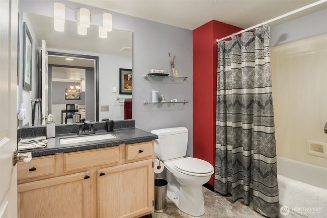 Guest Bath | Image 13