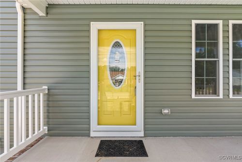 208 Cobb St, Franklin, VA, 23851-2514 | Card Image