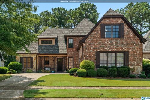 110 Gleneagles Ln, Pelham, AL, 35124-6230 | Card Image