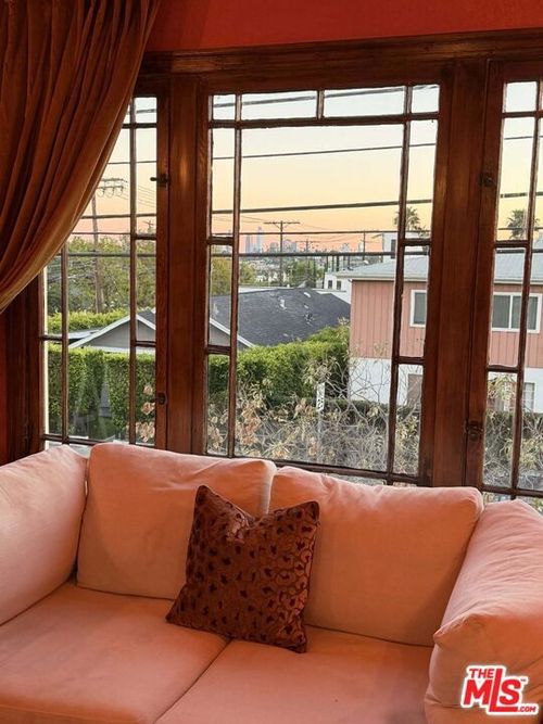 10-1901 Commonwealth Canyon Ave, Los Angeles, CA, 90027 | Card Image