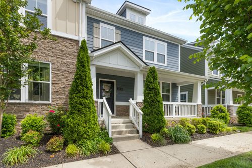 2037 Oglethorpe Dr, Franklin, TN, 37064-1841 | Card Image