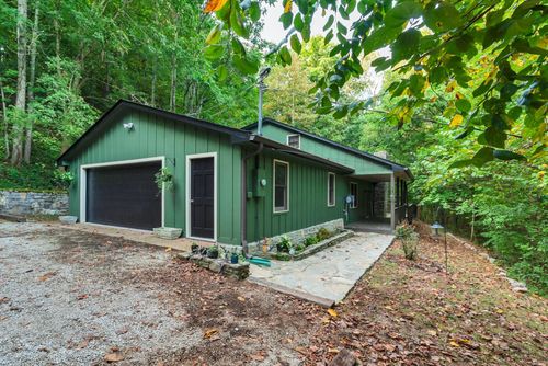 4074 Cantebury Dr, Culleoka, TN, 38451-2051 | Card Image
