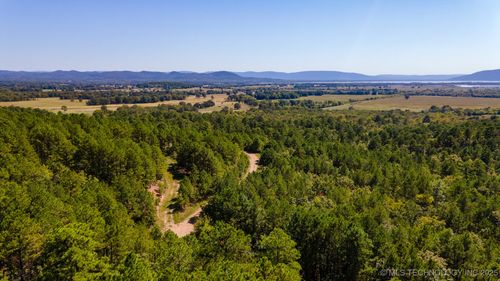 10 Se 1035th St, Talihina, OK, 74571 | Card Image