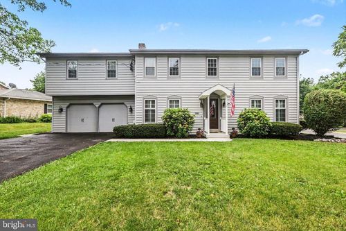 1000 Dale Pl, CARLISLE, PA, 17013-4218 | Card Image