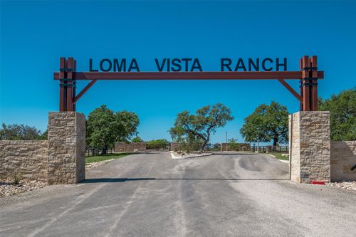 000 N Shapen Springs Road, Kerrville, TX, 78028 | Card Image