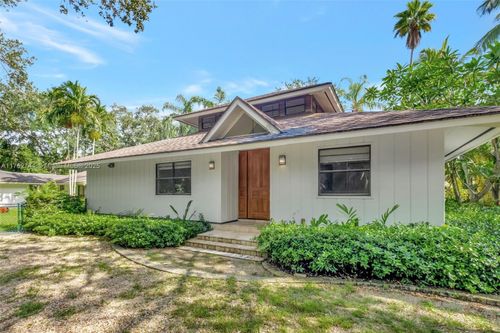 6910 Sw 71st Ct, Miami, FL, 33143-3042 | Card Image