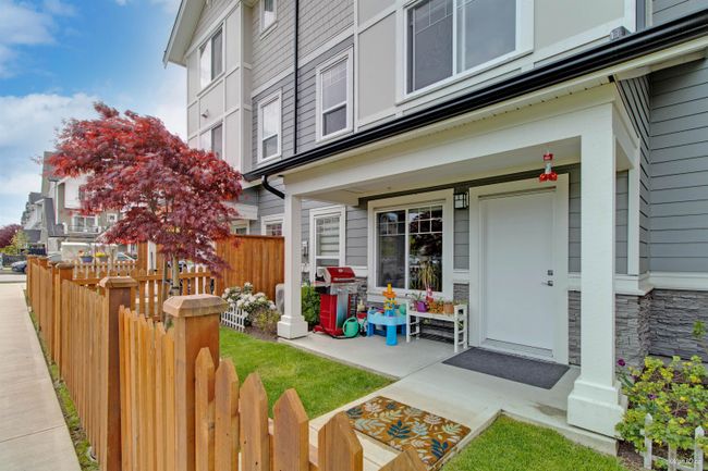 2 - 19483 74 Avenue, Townhouse with 3 bedrooms, 2 bathrooms and 2 parking in Surrey BC | Image 35