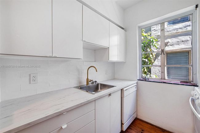 APT-8 - 1611 Euclid Ave, Condo with 0 bedrooms, 1 bathrooms and null parking in Miami Beach FL | Image 8