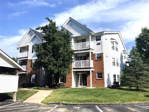apt-l-480 Benton Dr, Saint Peters, MO, 63376-4290 | Card Image