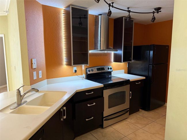 Kitchen | Image 23
