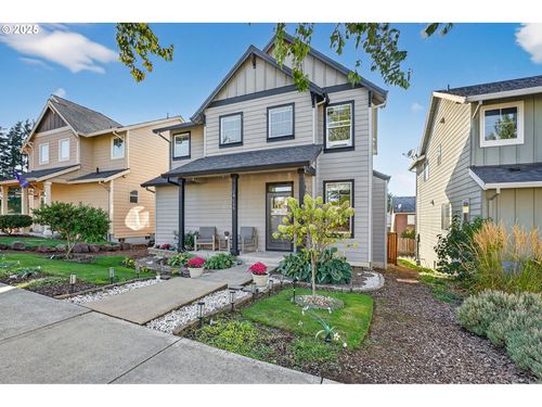 19135 Village Blvd, Sandy, OR, 97055-8100 | Card Image