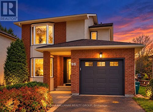 96 Pheasant Run Dr, Nepean, ON, K2J2R5 | Card Image