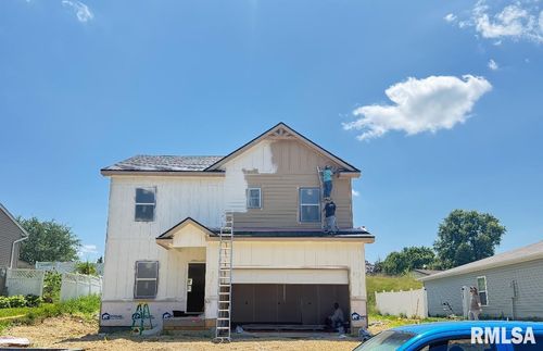 3325 Covington Dr, Davenport, IA, 52806-3437 | Card Image