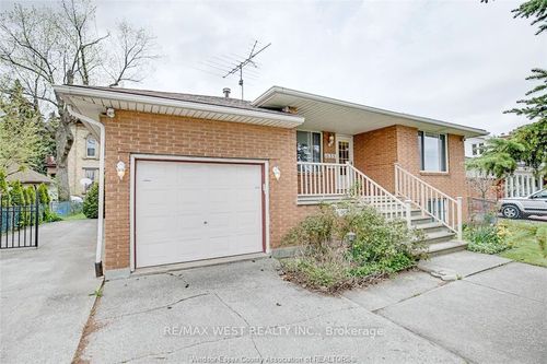 1635 Riverside Dr W, Windsor, ON, N9B1A5 | Card Image