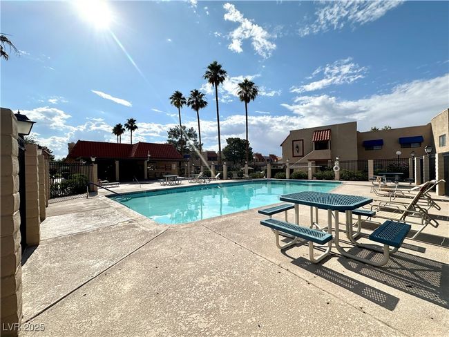 UNIT-351 - 4151 Sanderling Cir, Condo with 2 bedrooms, 2 bathrooms and null parking in Las Vegas NV | Image 23