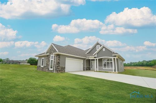 423 Oakview Dr, Ottawa, OH, 45875-1152 | Card Image