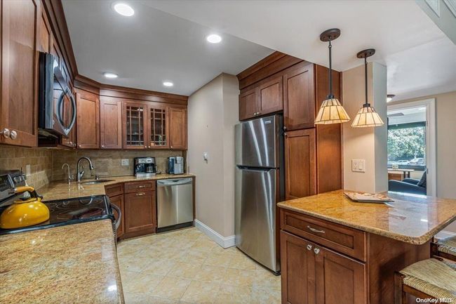 Kitchen | Image 7