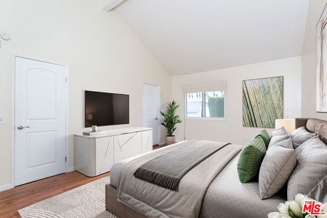 11 - 910 19 Th St, Condo with 3 bedrooms, 3 bathrooms and 2 parking in Santa Monica CA | Image 16
