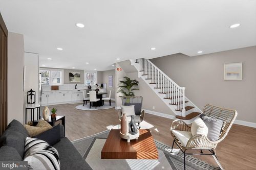 321 E Gorgas Ln, PHILADELPHIA, PA, 19119-1906 | Card Image